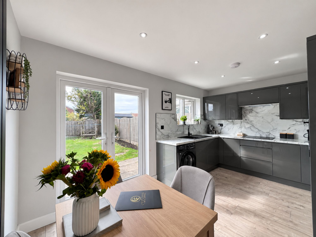 House in Preston - More