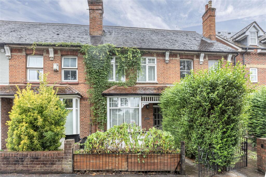 Main image of property: Church Road, Addlestone, Surrey, KT15