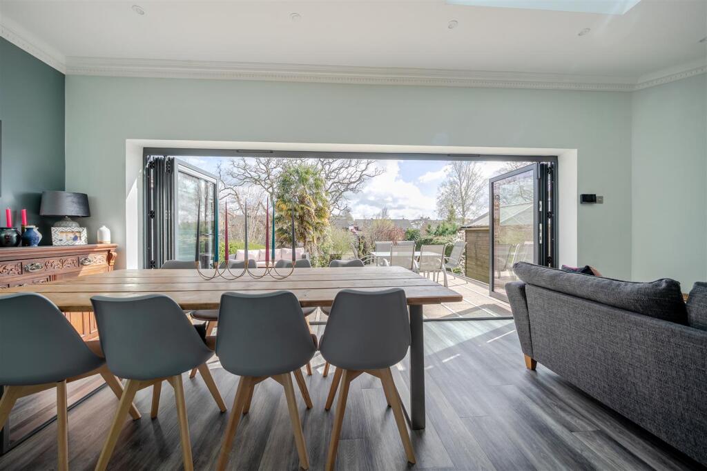 Additional image 4 of Grove Avenue, Yeovil