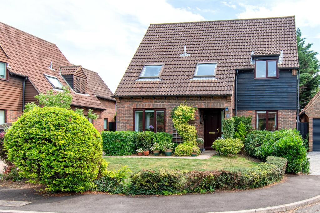 Main image of property: Old Orchard, Park Street, St. Albans, Hertfordshire, AL2
