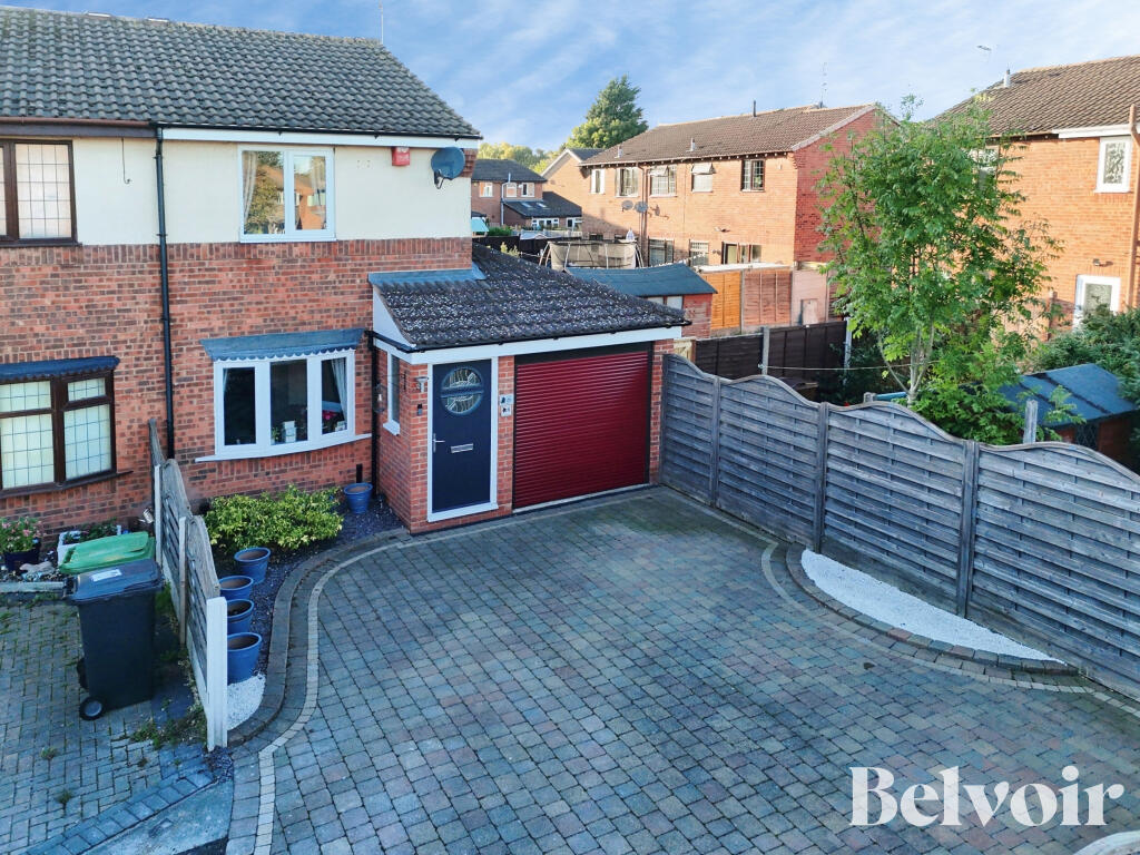 3-bed semi-detached on Exbury Close, Pendeford, Wolverhampton, WV9, £260,000