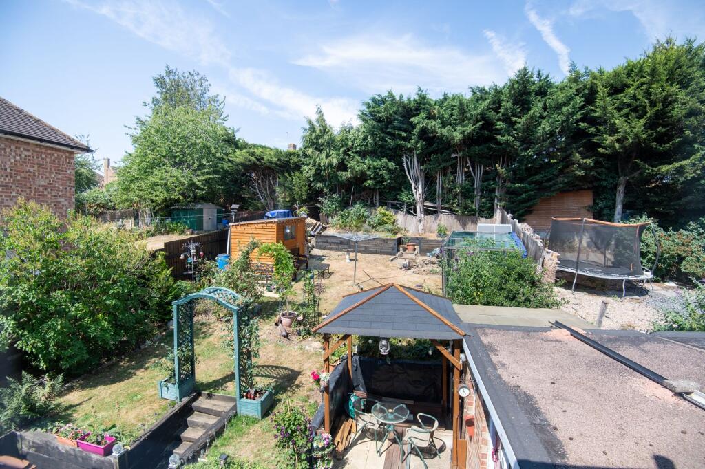 House in Wellingborough - View 4