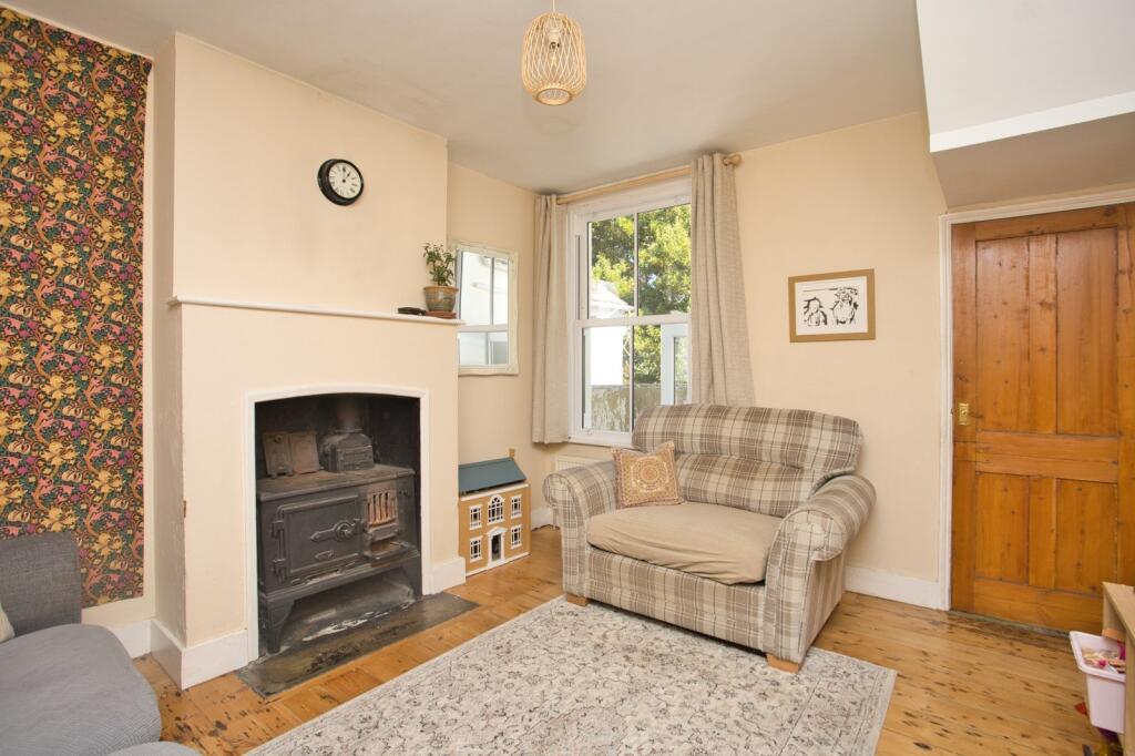 House in Canterbury - View 2