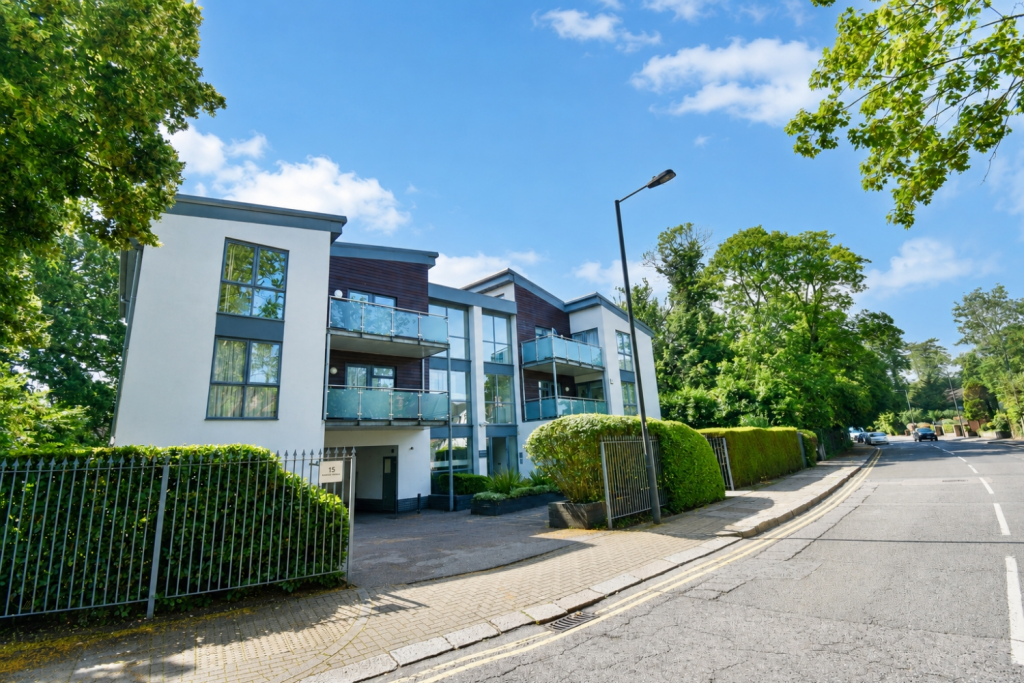 Main image of property: Gordon Avenue, Stanmore, Harrow HA7 3QE