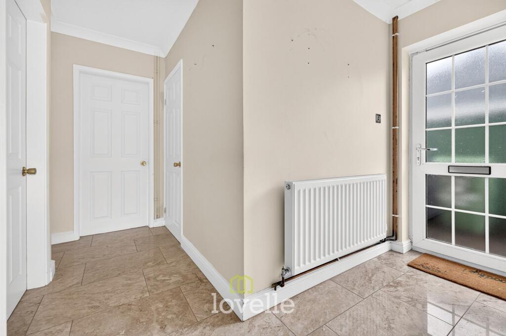 House in Doncaster - View 5