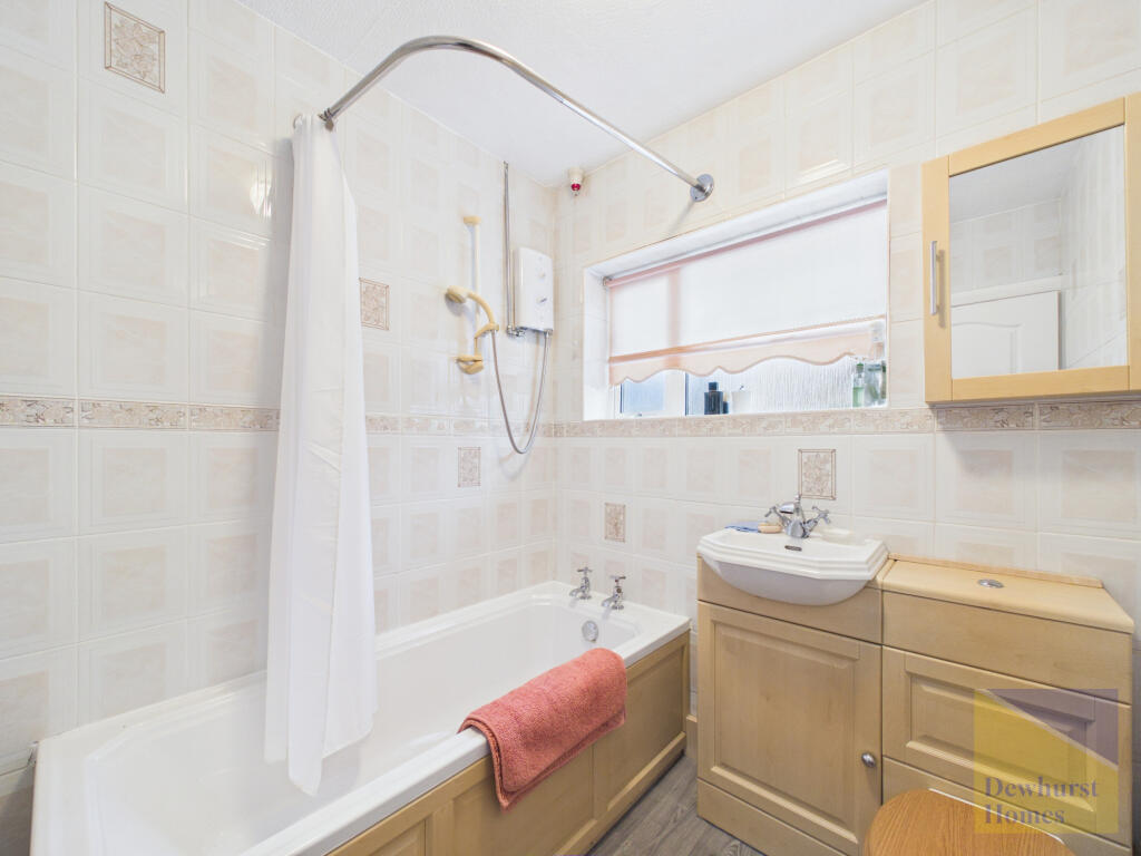 House in Ribble Valley, Longridge - View 6