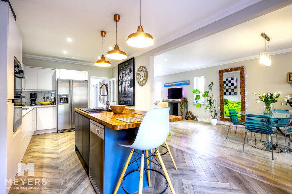 House in Christchurch, Iford, Fairmile - View 3