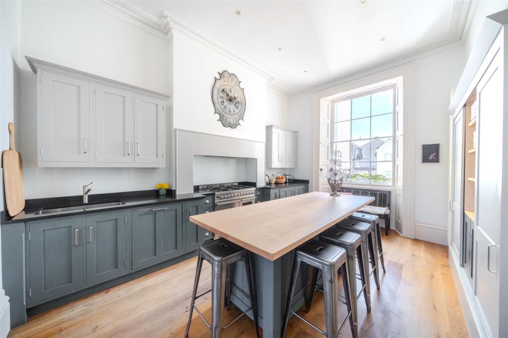 House in Bristol, Clifton Village, Clifton - View 3