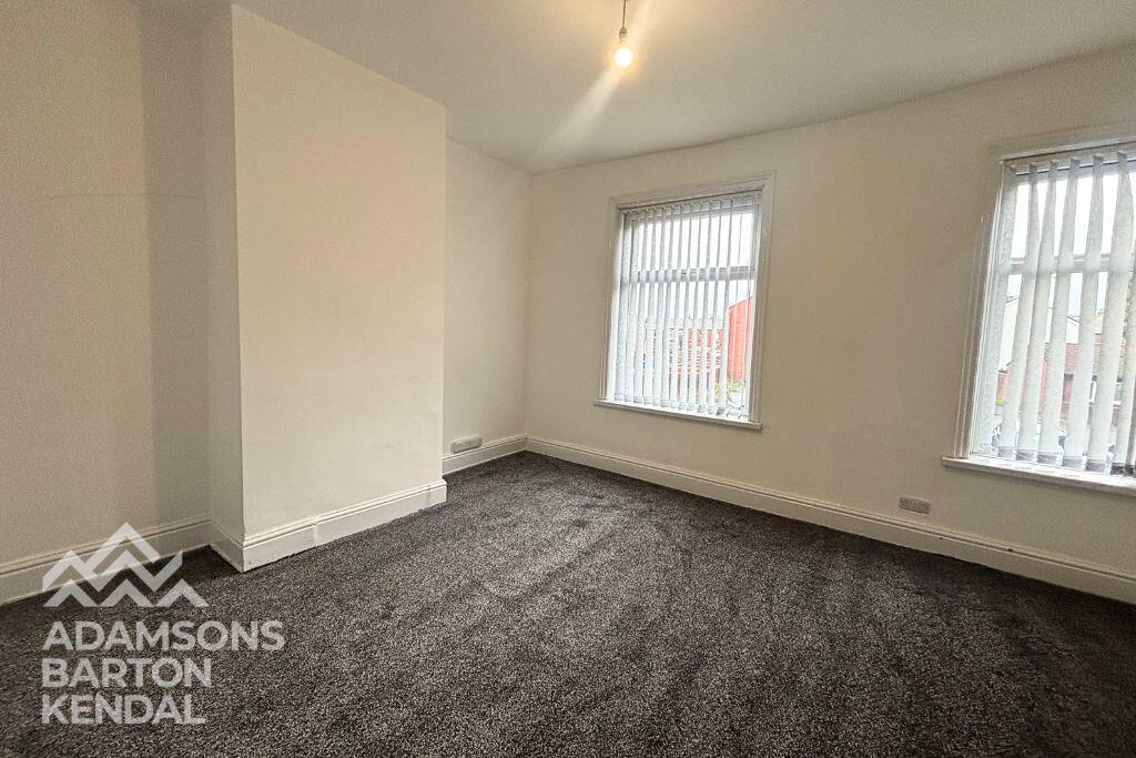 Apartment in Oldham - More