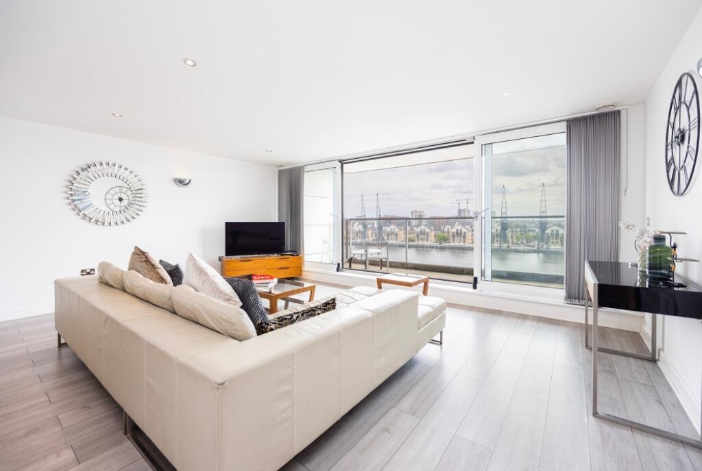 Main image of property: Western Gateway, London, E16