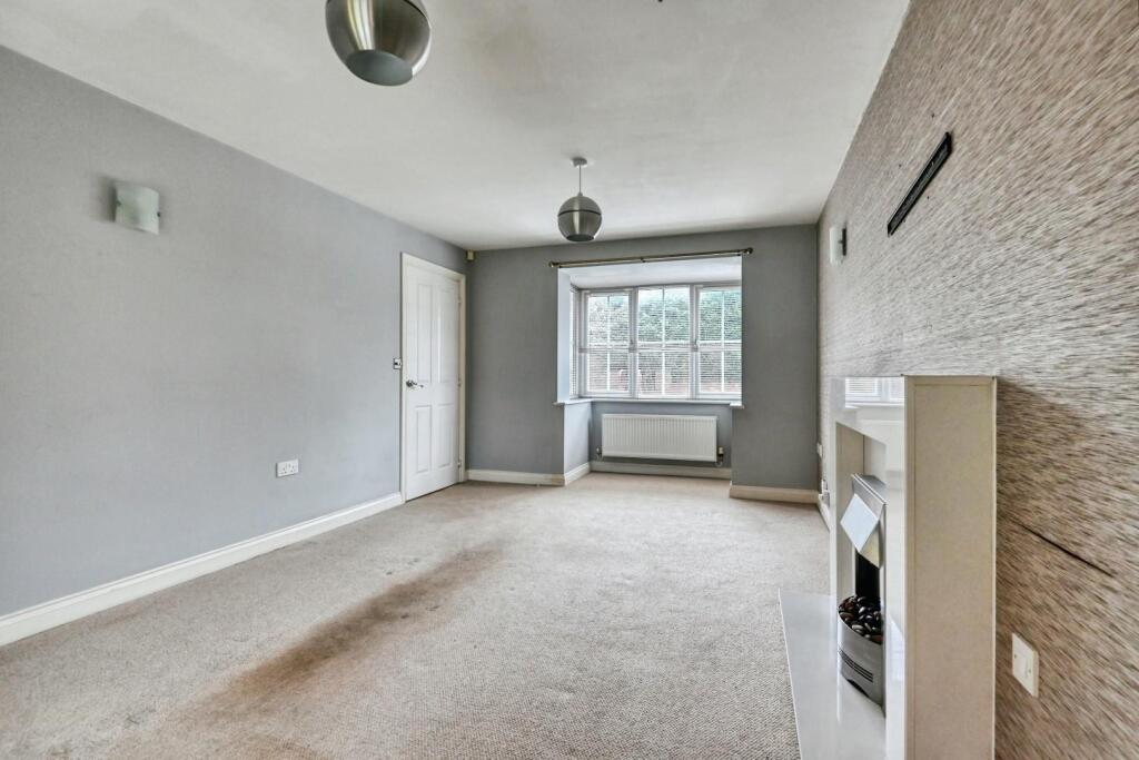 House in Tamworth, Staffordshire - View 4
