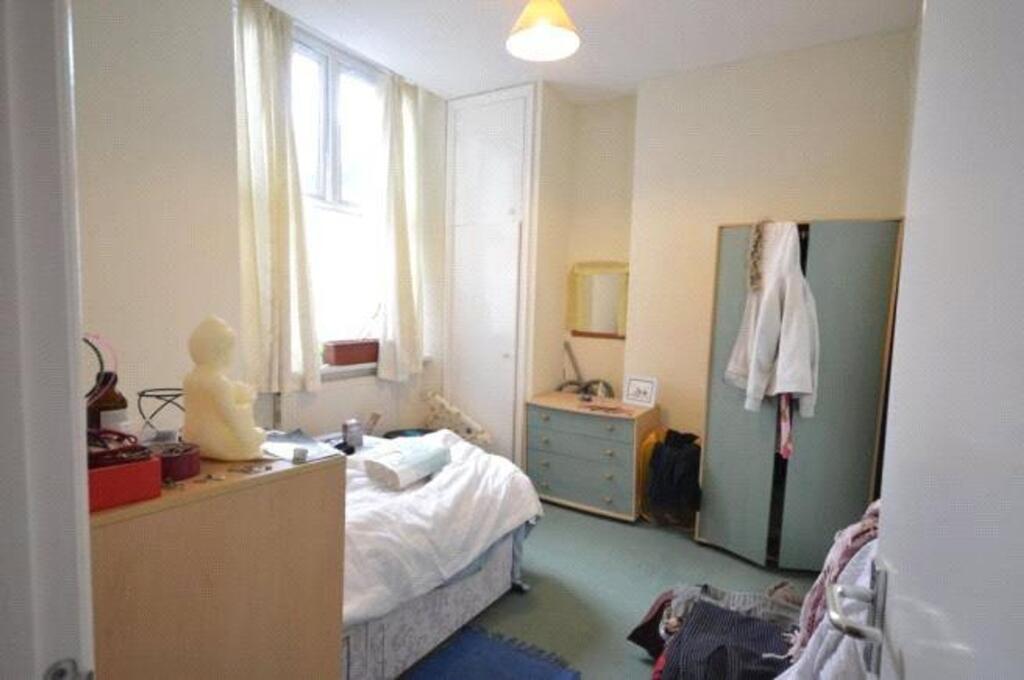 Apartment in Cardiff, Tredegarville, Roath - View 3