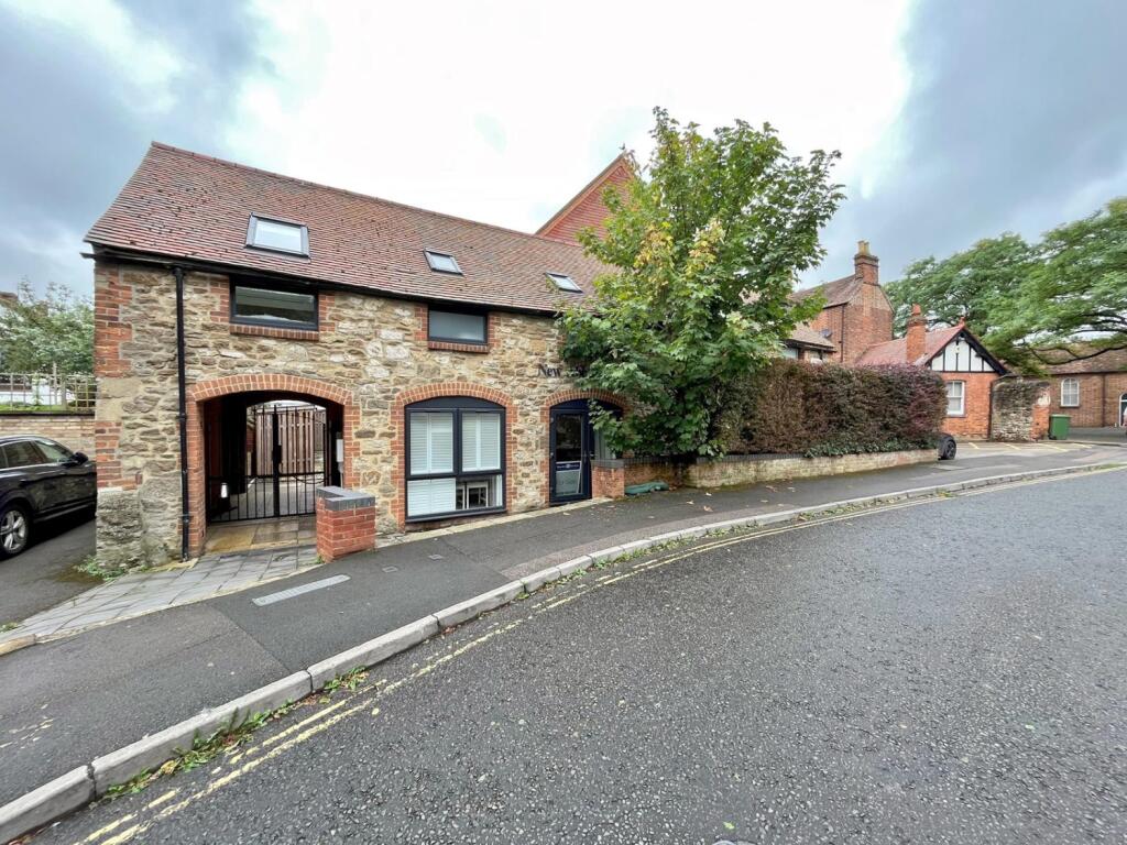 Main image of property: Abbey Yard, Abingdon