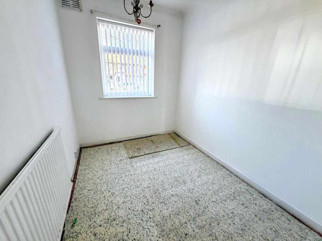 Apartment in North Tyneside, Chirton - View 4
