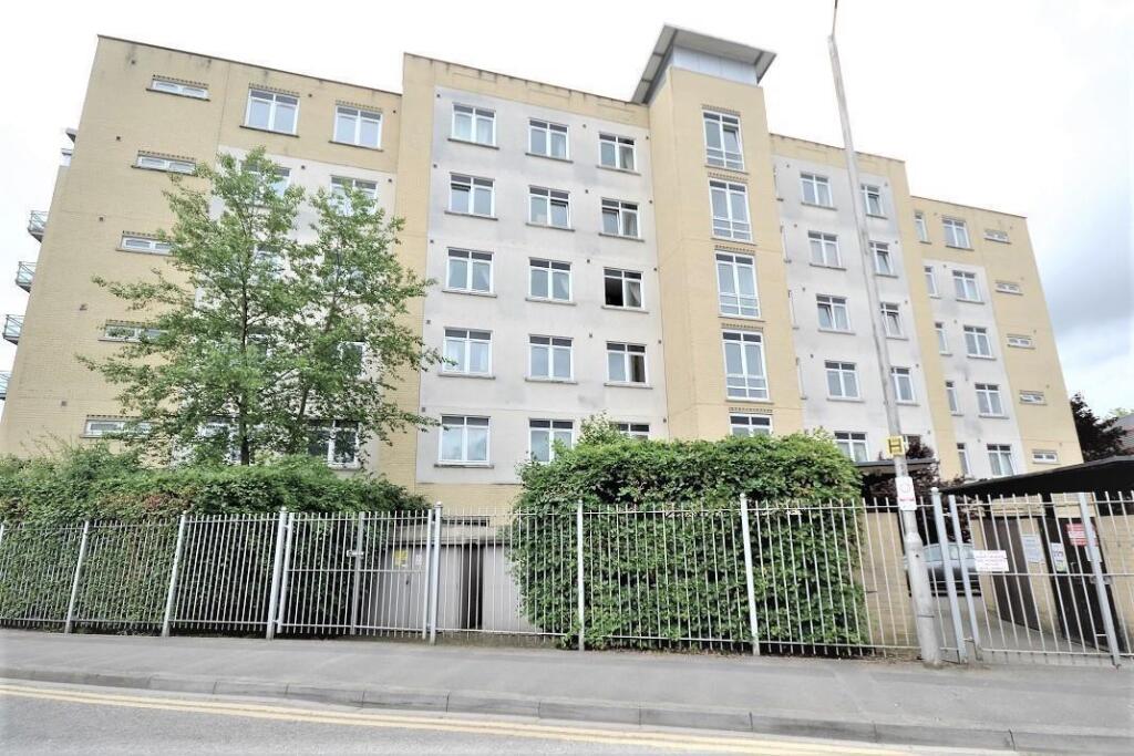 Main image of property: The Meridian, Kenavon Drive, Reading