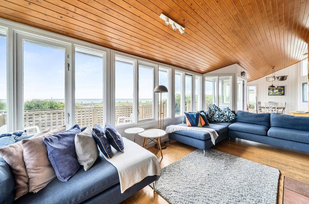 House in Selsey, East Beach - View 5