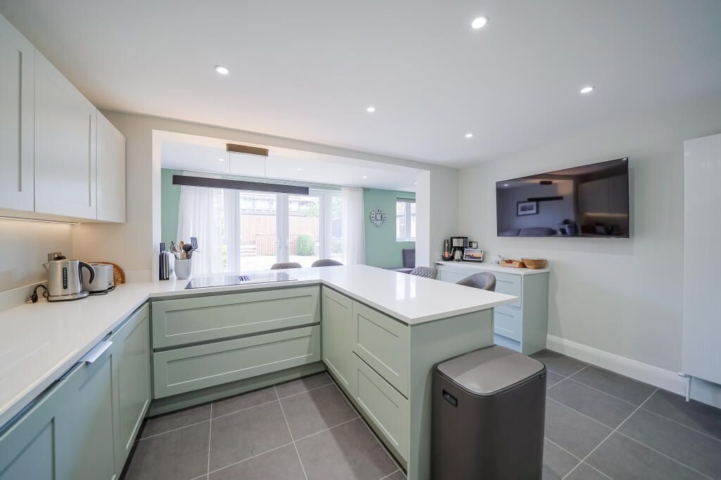 Dovedale Road, Hoylake photo 4