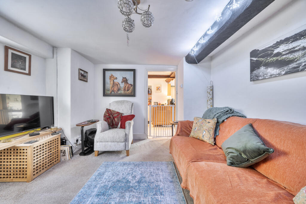 House in Taunton - View 4