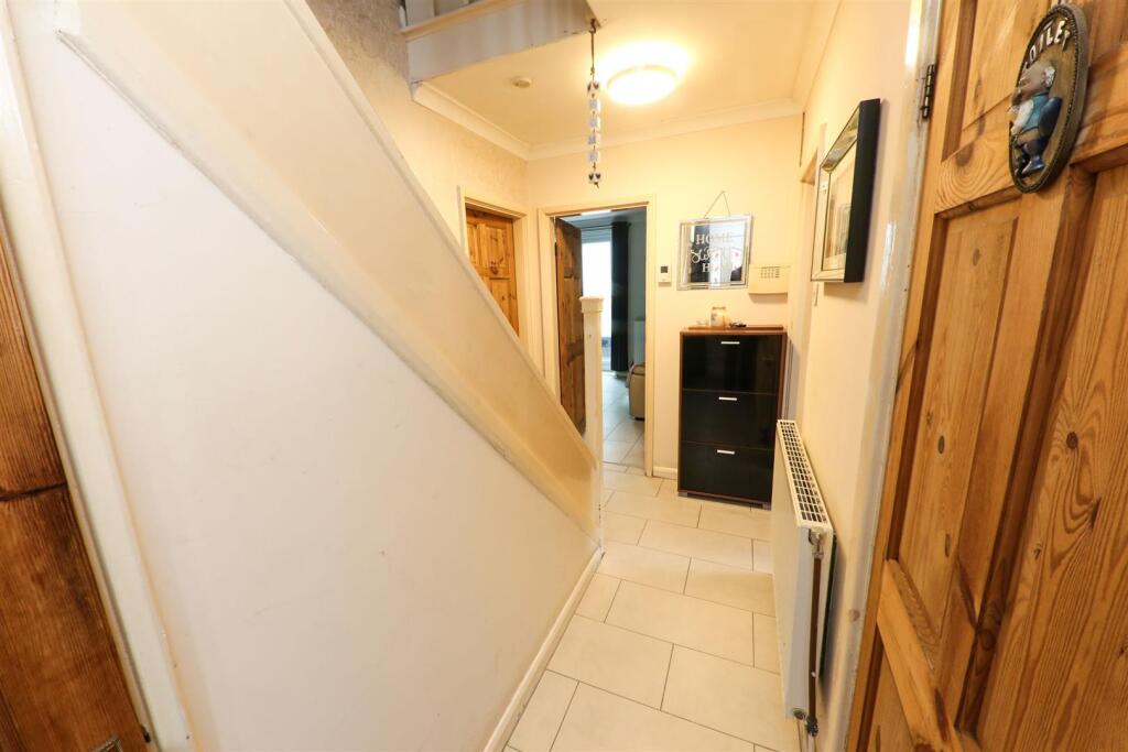 House in Doncaster, City Centre, Hyde Park - View 5