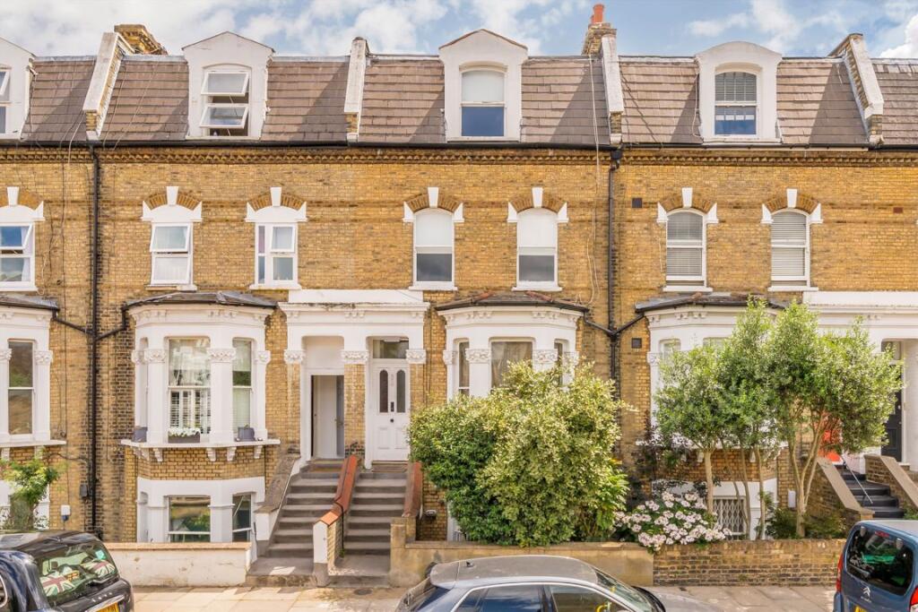 Main image of property: Fulham Park Gardens, London