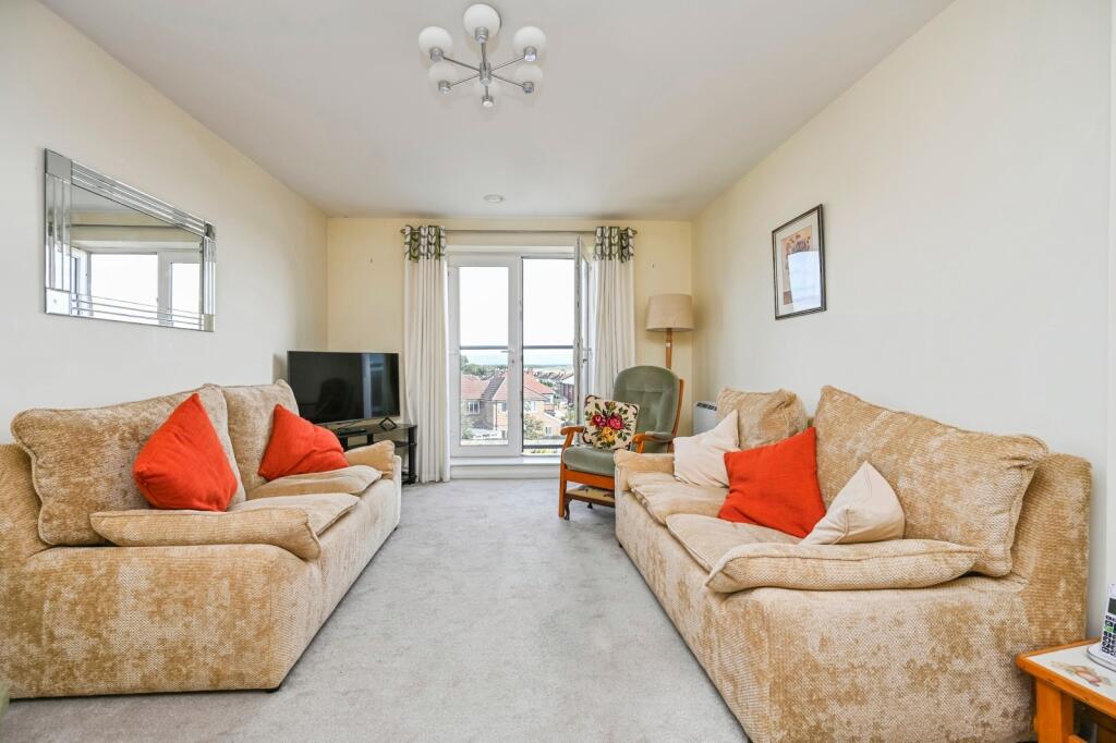 Apartment in Preston - View 4