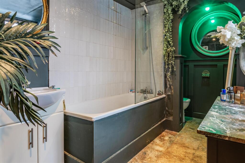 House in Brighton, Kemptown - More