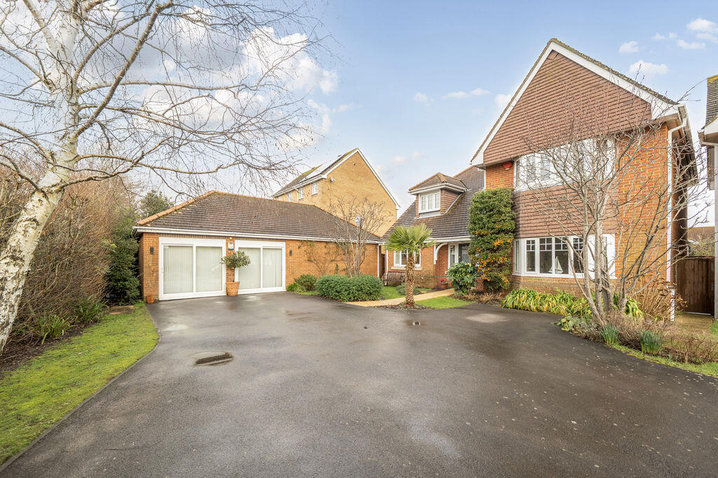 Main image of property: Darwin Close, Lee-On-The-Solent, PO13