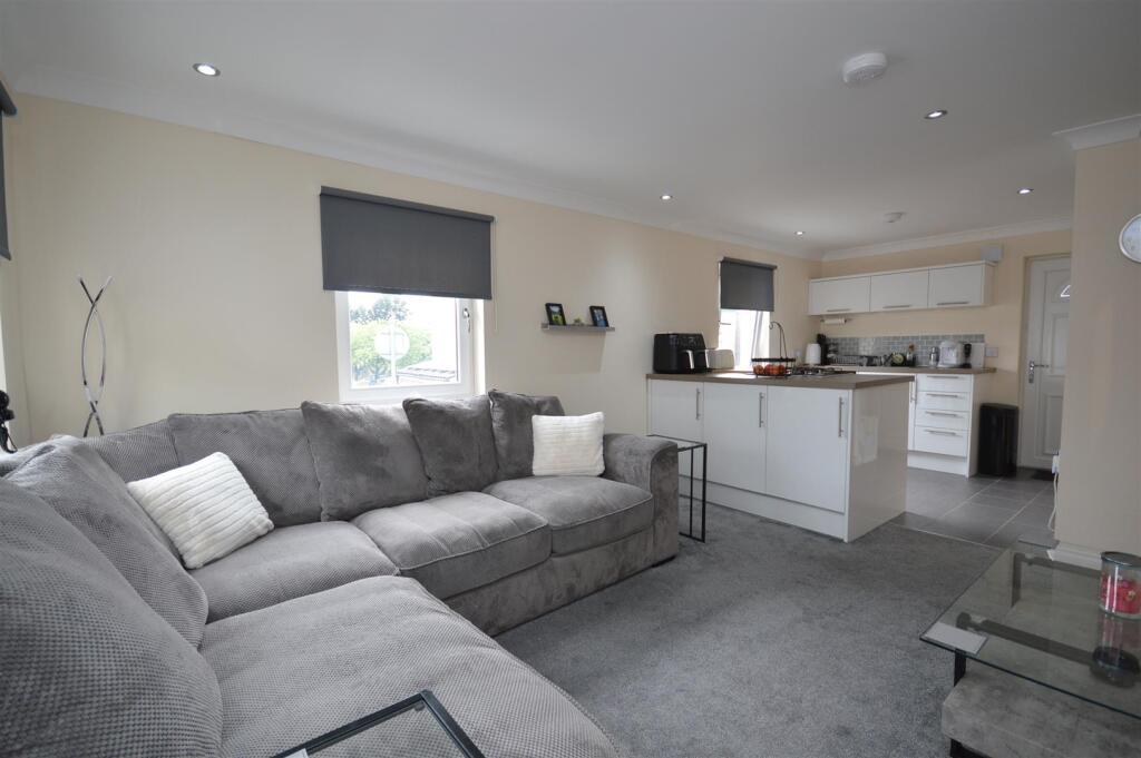 House in Bowling, West Dunbartonshire - View 3