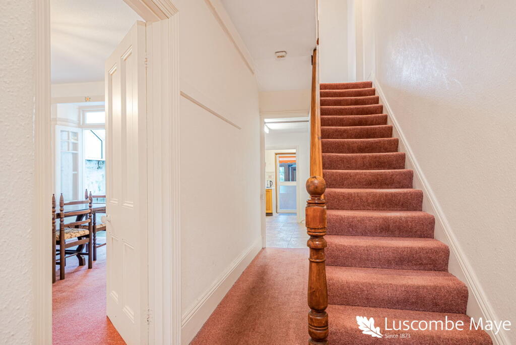 House in Torquay - More