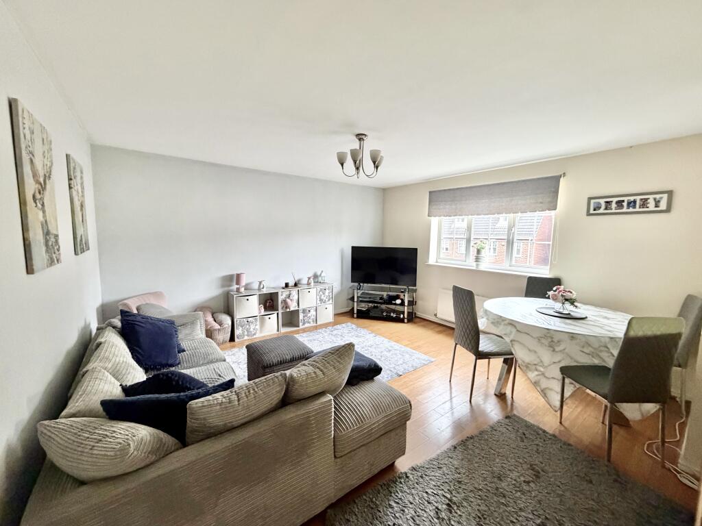 Apartment in Mansfield, Nottinghamshire - View 4
