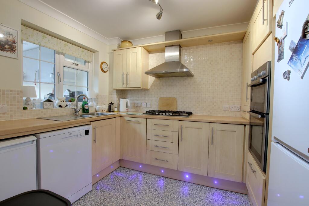 House in Portsmouth - View 5