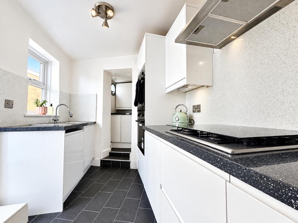 House in Broadstairs, Upton - View 4