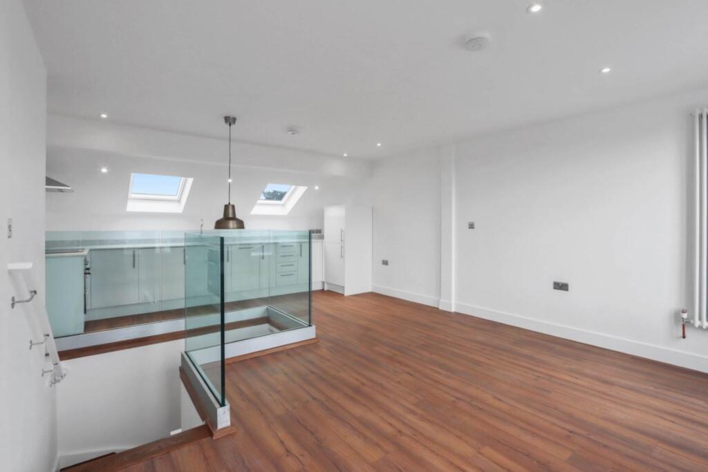 Main image of property: Rye Road, Hoddesdon EN11