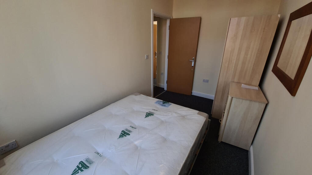 4 bedroom town house for rent