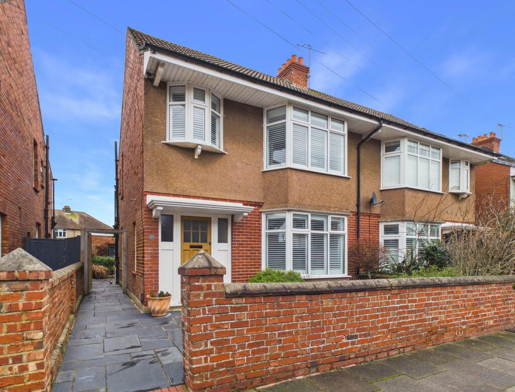 Main image of property: Westbourne Avenue, Worthing, BN14 8DE