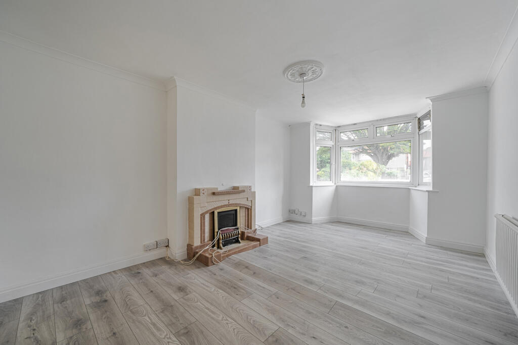 West End Road, Ruislip photo 2