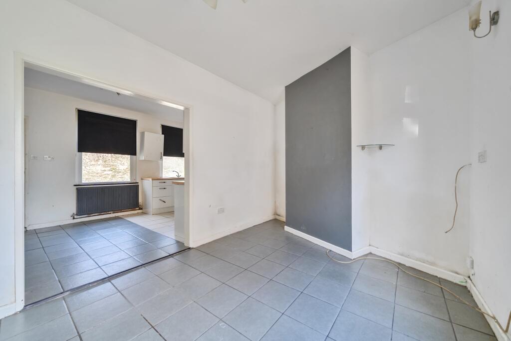 House in North Devon, Barnstaple - More