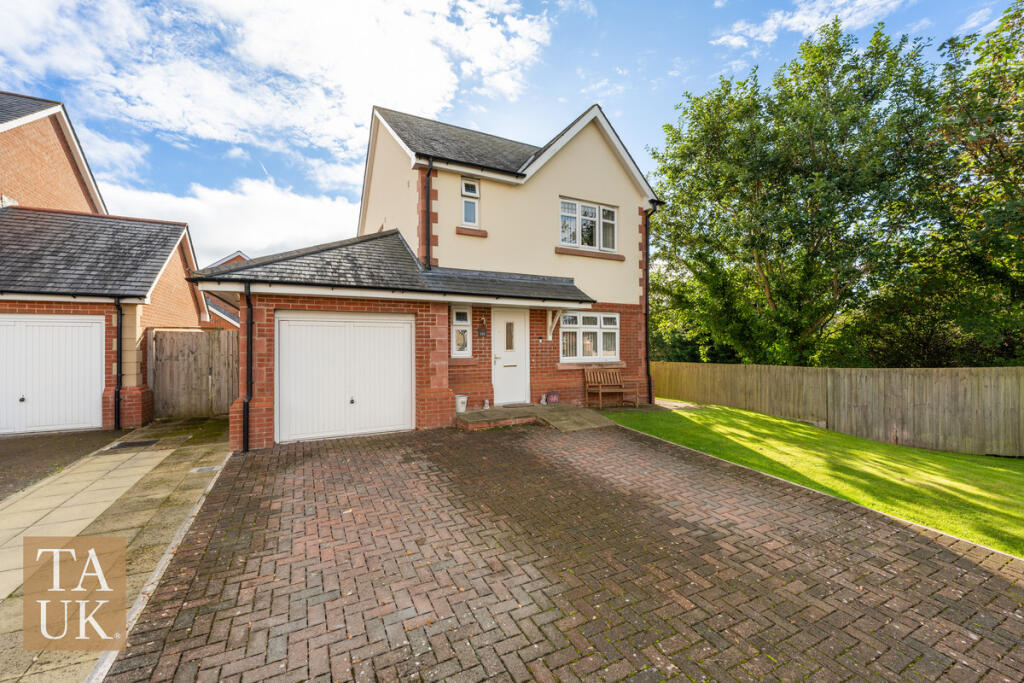 Main image of property: Gwel Y Llan, Caernarfon, LL55
