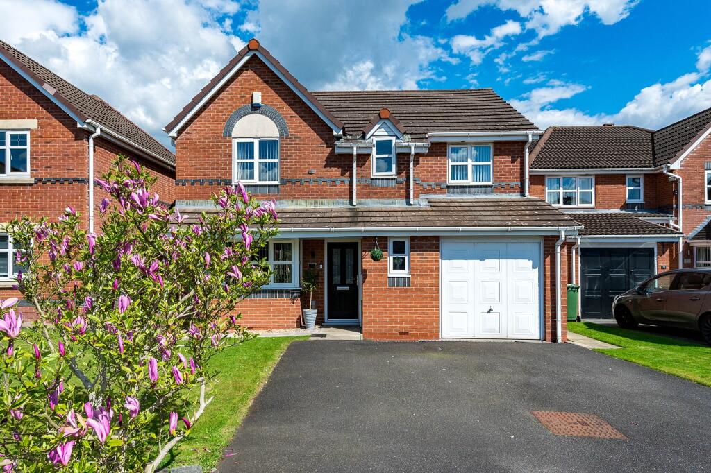 Main image of property: Naburn Drive, Orrell, Wigan, Greater Manchester. WN5 8SB