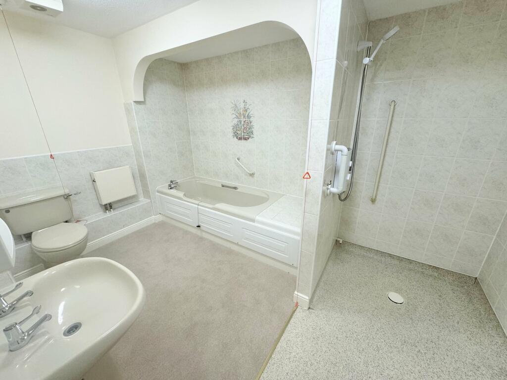 Additional image 9 of 37 Lindsay Road, Poole, BH13