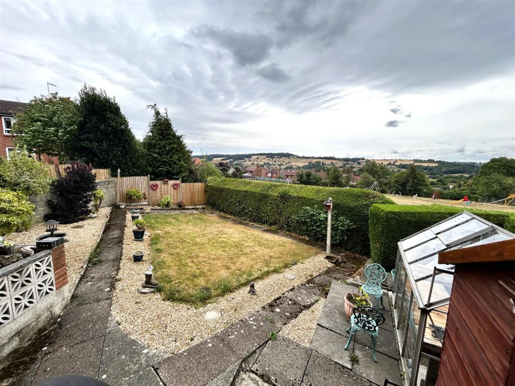 House in Amber Valley, Belper - View 4