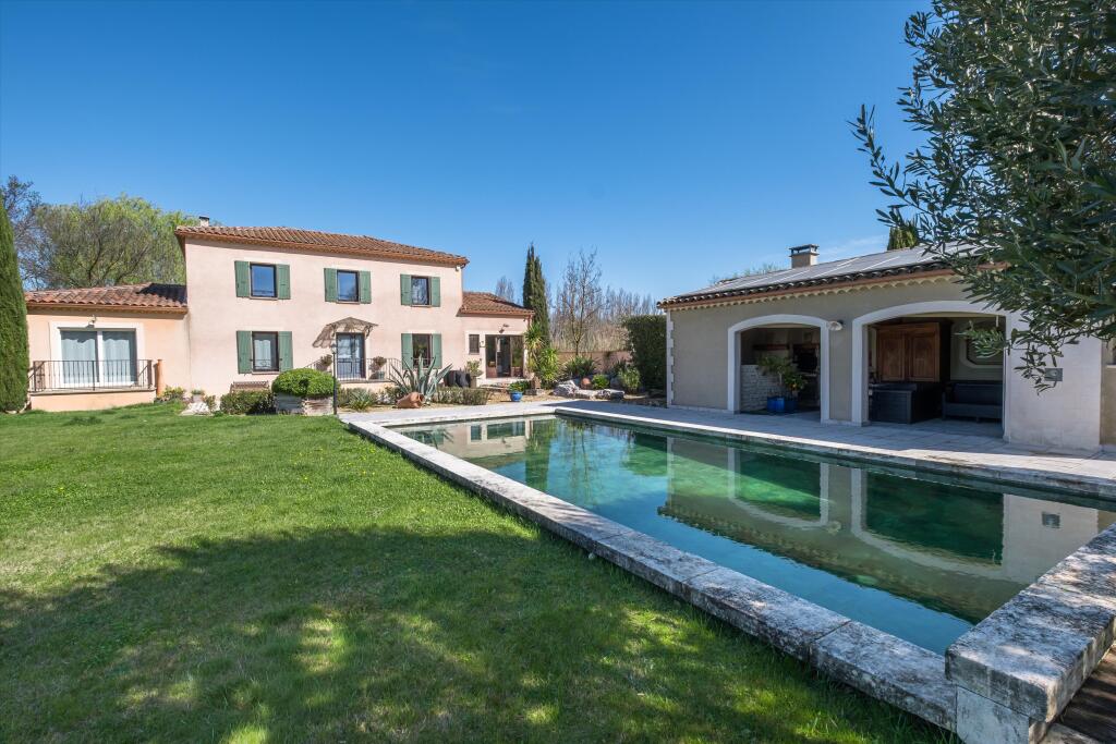 Main image of property: Provence-Alps-Cote d`Azur, Vaucluse, Le Thor