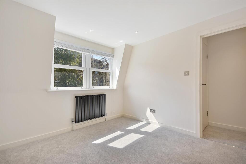 House in London - More