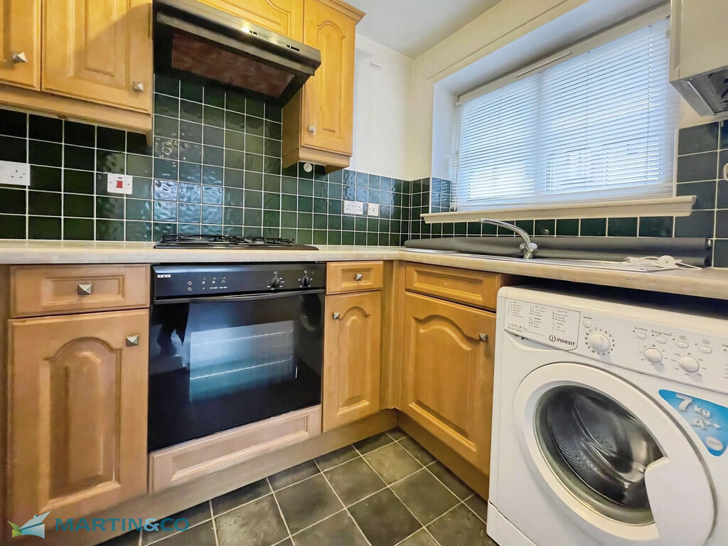 2 Donnini Court, South Beach Road, Ayr photo 4