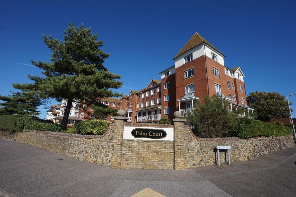 2-bed flat on Rowena Road, Westgate-On-Sea, Kent, CT8, £295,000