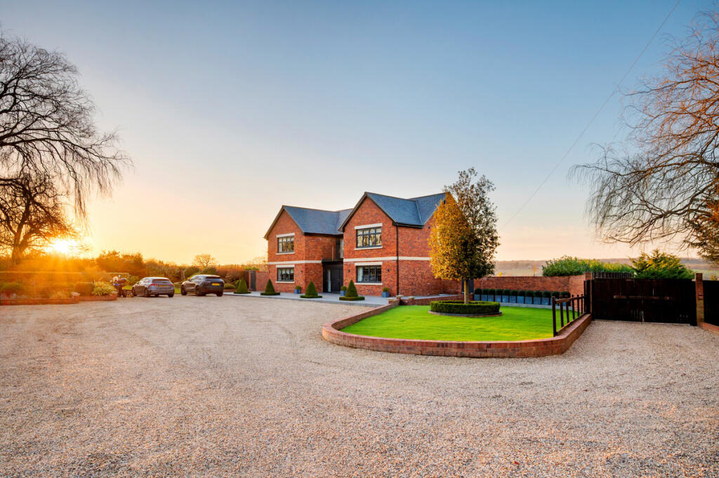 Main image of property: Coopersale Lane, Epping, CM16