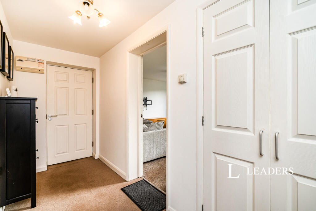 Apartment in Norwich, Norfolk - View 2