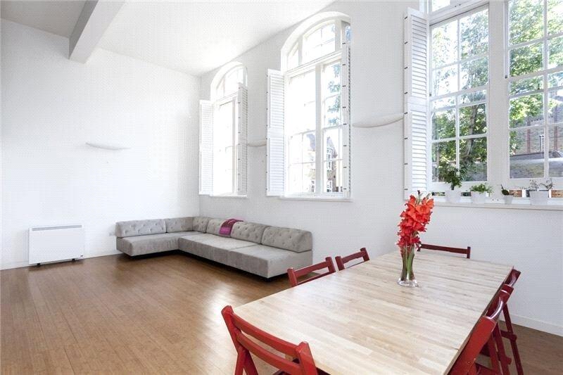 Apartment in London - View 5