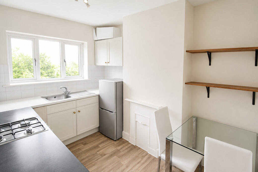 Main image of property: Chatham Road, Oxford