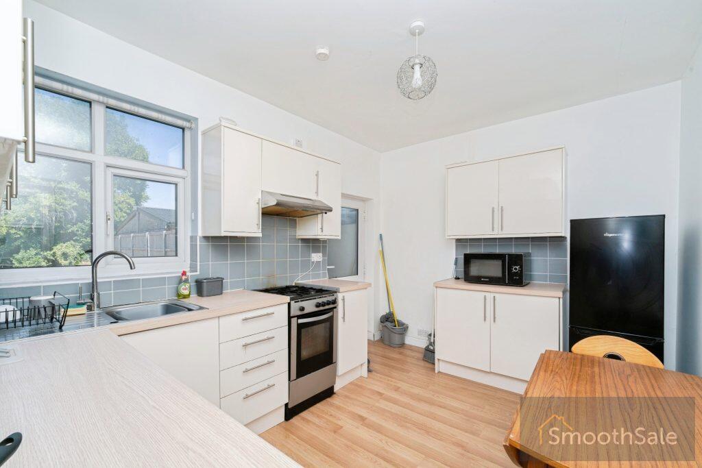 House in Southall - View 4